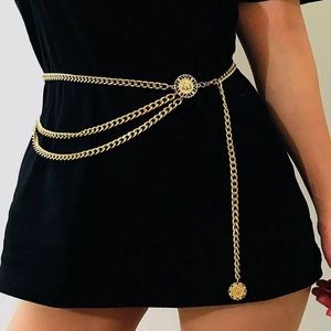 SHEIN-Hollow Round Flower Decor Asymmetrical Waist Chain